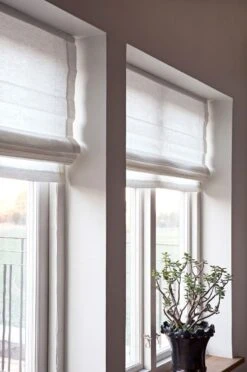 Ebba Rollengardine 100x180cm, Weiss -Möbel Verkauf himla ebba rollengardine 60x180cm weiss 2