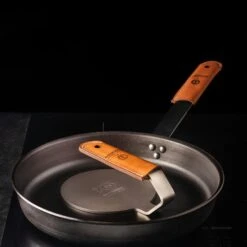 Kockums Jernverk Grillpresse Mit Griff Aus Tärnsjö-Leder -Möbel Verkauf kockums jernverk grillpresse 5