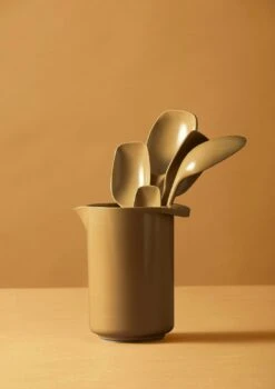 Rosti Margrethe Rührbecher1L, Curry 5 Rosti Margrethe Rührbecher1L, Curry -Möbel Verkauf rosti rosti margrethe mixkanne 1l schwarz 28